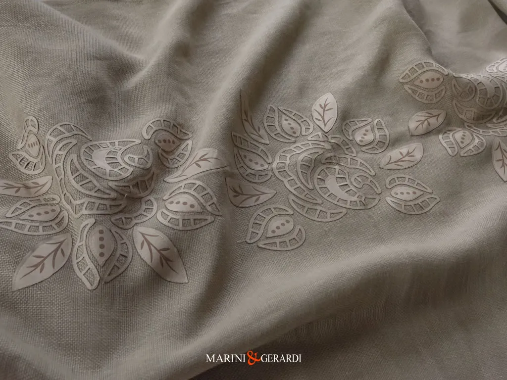 Alba Chiara Tende Moderne Lino Ricamate A Pannello - Marini & Gerardi