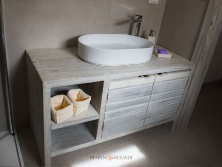 Mobili Bagno Con Cassettiera Legno Massello Su Misura Shabby Style