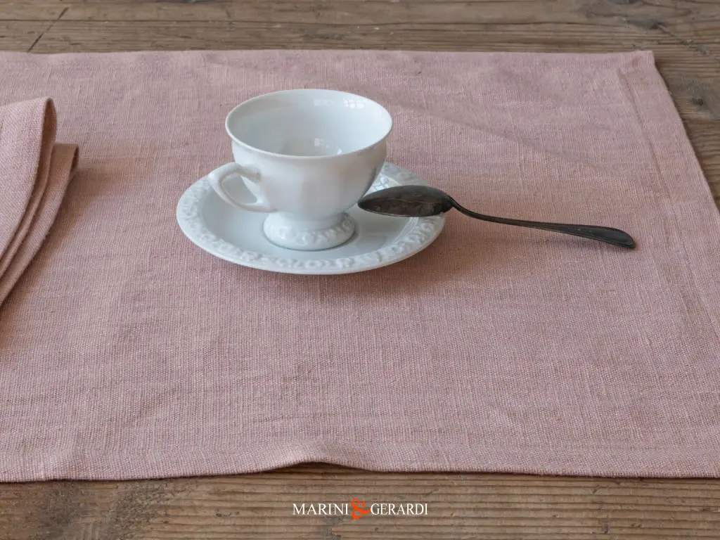 Runner Centrotavola Tessuto Moderno In Lino Colore Salmone