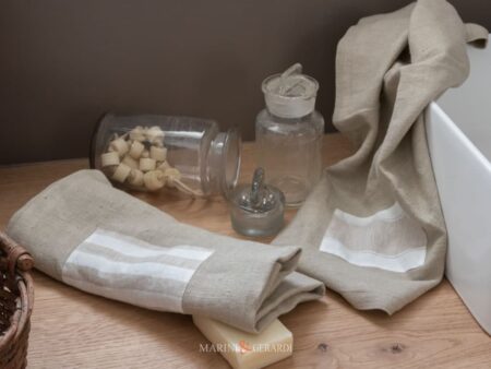 Set Asciugamani Di Lino Caffe Latte X18 Con Applicazioni