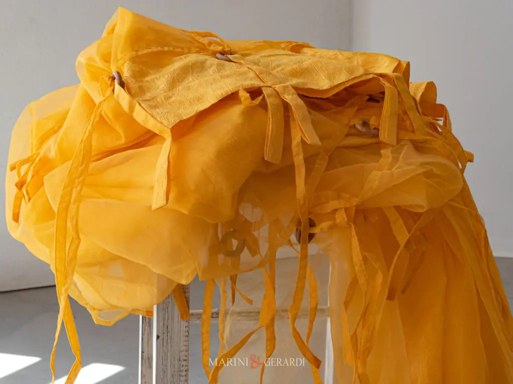 Tende In Organza Stropicciata Voile Doppio Velo Giallo Asole Anelli Legno