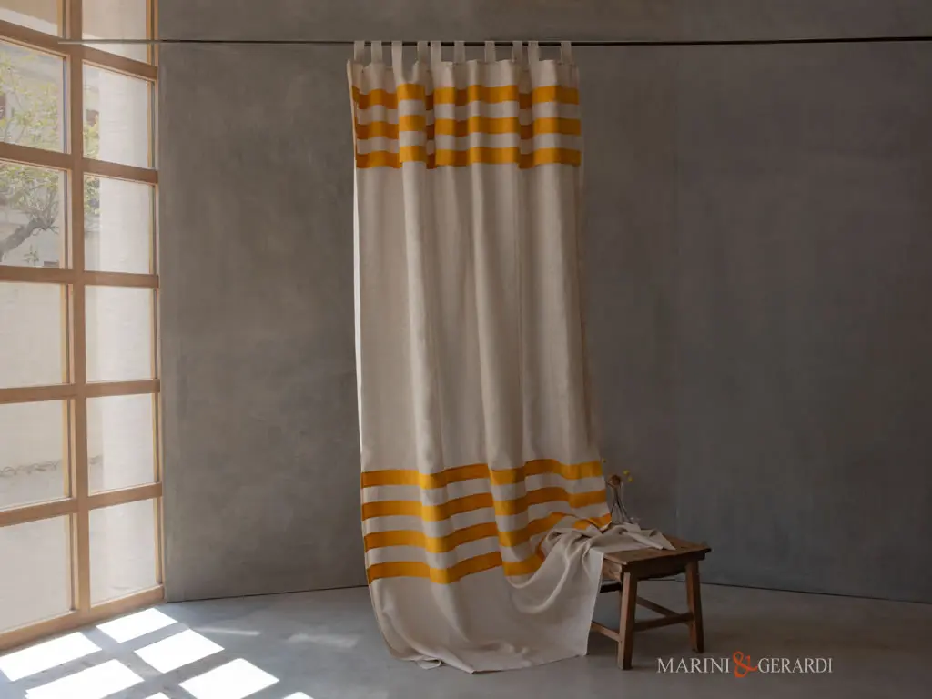 tende soggiorno moderne in lino con mantovana