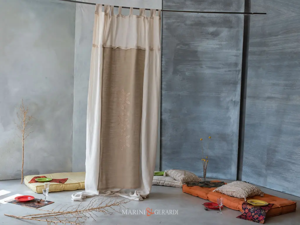 tende soggiorno moderne in lino ricamate a doppio pannello