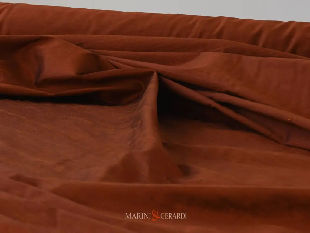 Tessuto Shantung In Seta Ruggine ACO27