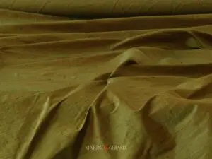 Tessuto Shantung In Seta Verde Scuro AC187 Bronzo