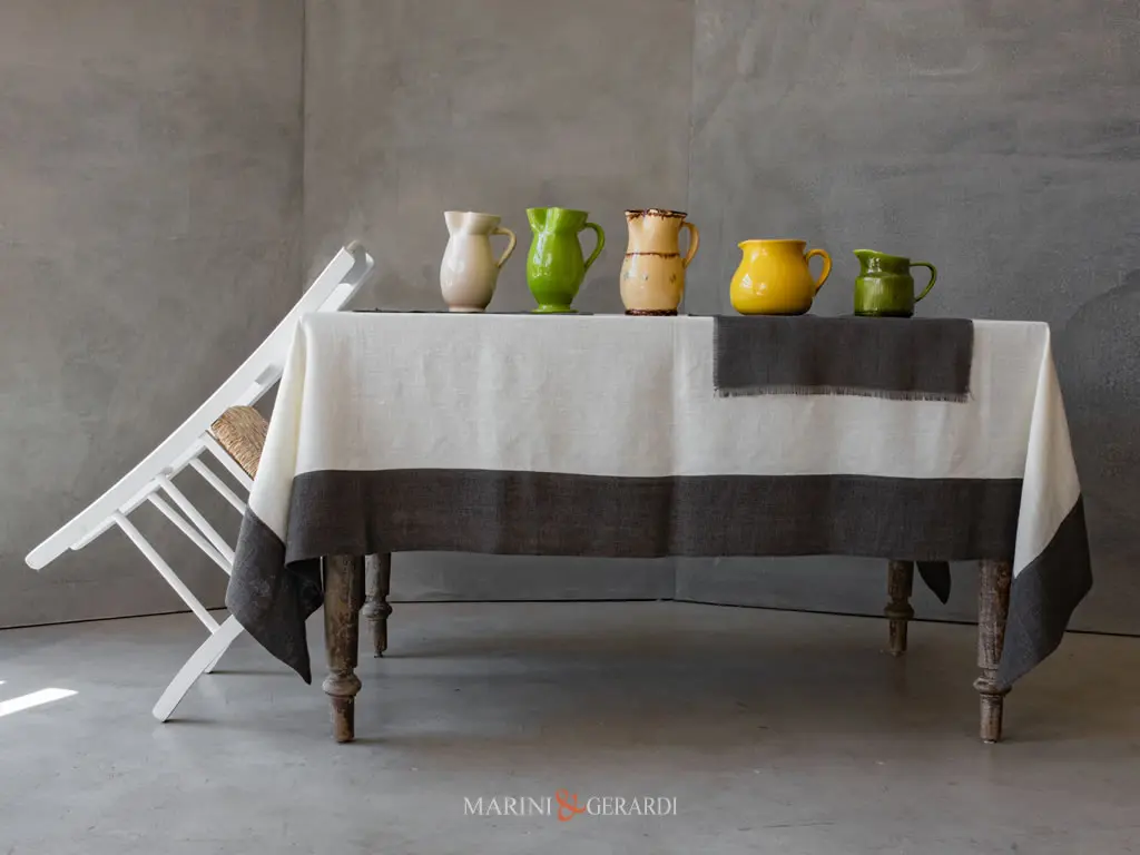 tovaglia bianca elegante in lino bianco bordo antracite