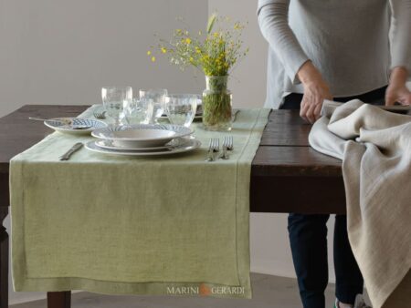 Tovaglia Runner In Lino Colore Pistacchio Bordo Zig Zag Barcellona