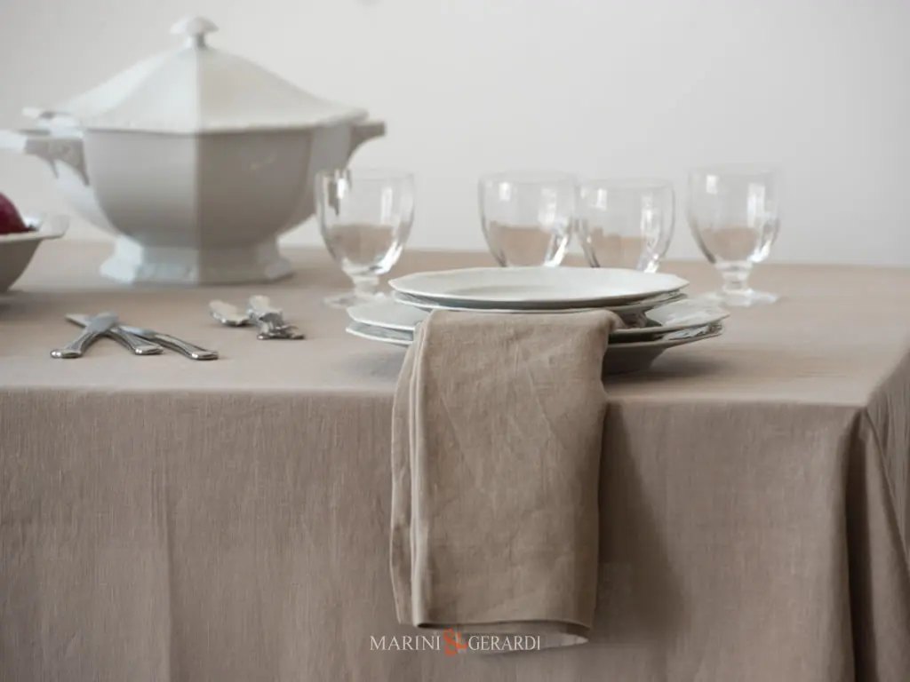 Tovaglioli Tovaglie Da Tavola Eleganti Lino Tortora