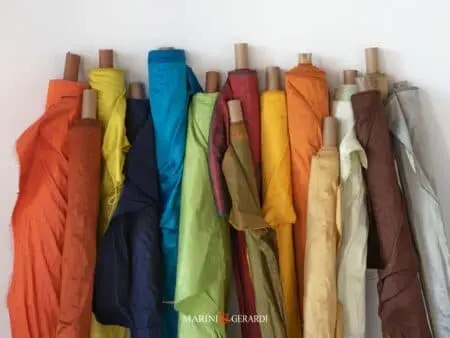 Tessuto Shantung In Seta Colori Cangianti