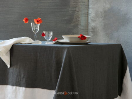 Tovaglia Moderna Elegante Lino Grigio Antracite Bordo Bianco Ricamo Zig Zag