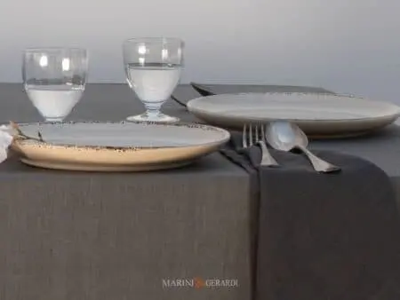 Tovaglie In Lino Moderne Con Tovaglioli Grigio Cenere Amsterdam