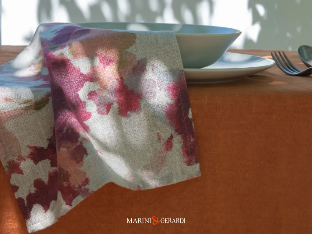 Tovaglioli Stoffa Design Fiori Acqurello Fucsia In Misto Lino Trastevere