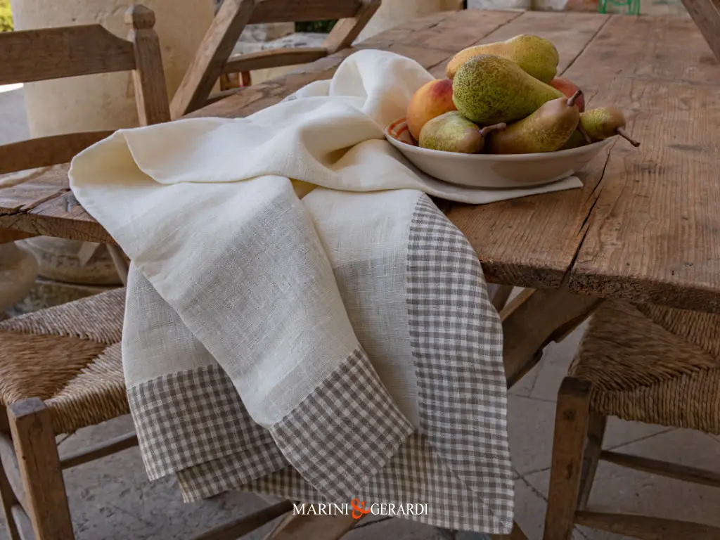 Tovaglia Tavola Lino Su Misura Nashville Latte Bordo Quadri