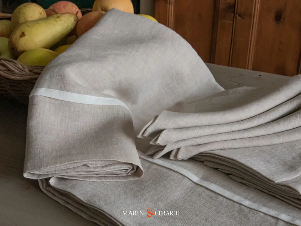 Tovaglia E Tovaglioli Puro Lino Stropicciato Ecru Inserto In Bianco