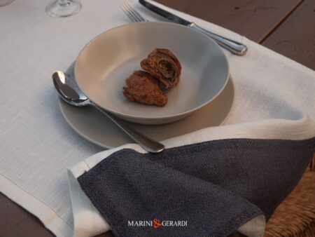 Runner Tavola Tovagliette Americane Con Bordo Blu Jeans Dublino