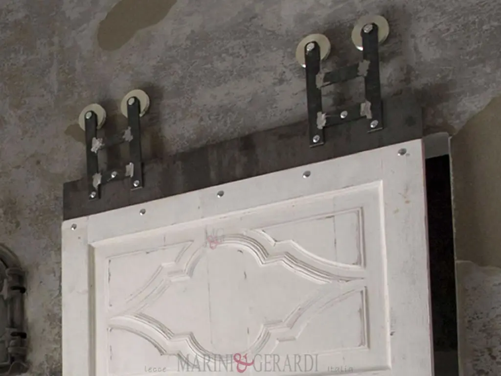 Porta Scorrevole Massello Legno Ruote E Montaggio