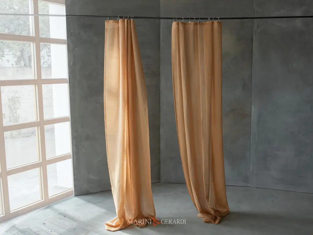 tenda soggiorno tessuto stropicciato in lino madarino villa castelli