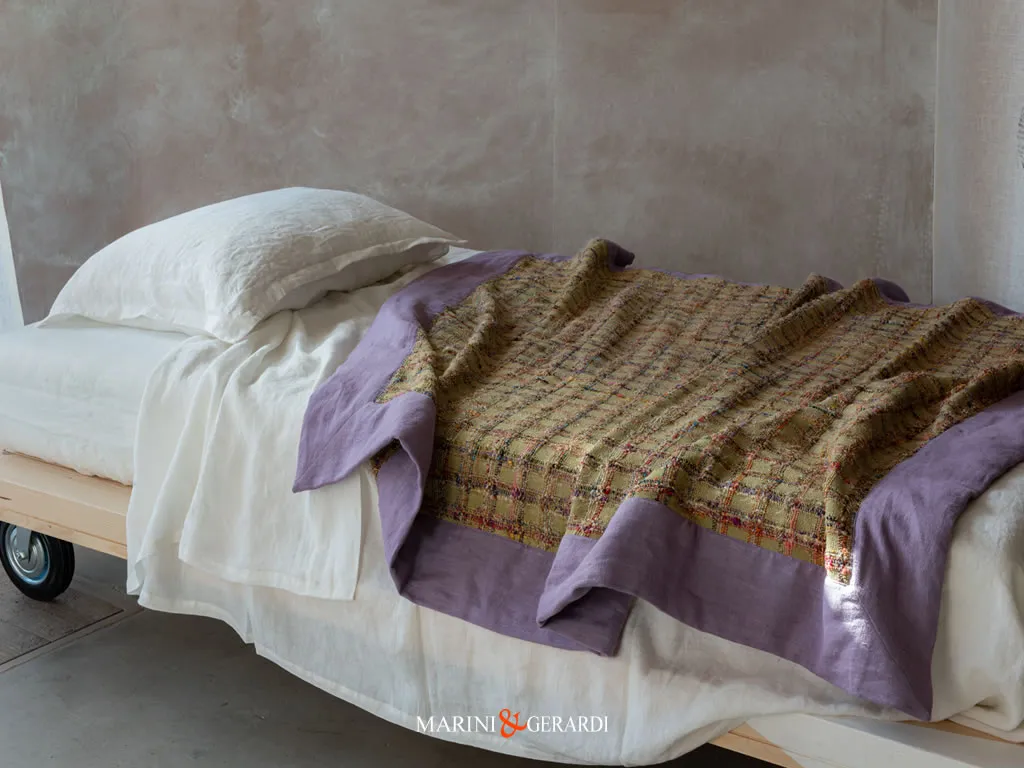 copriletto in seta bordo in lino glicine