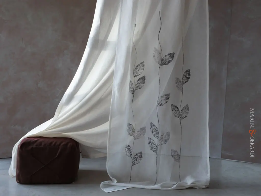 Tenda Interni Minerva Con Tessuto.bianco Filtrante In Lino Design Foglie