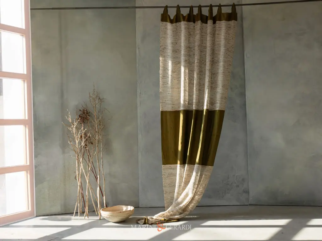 Tenda Seta Per Interni Eleganti E Di Lusso La Veneziana – Tende da Appartamento Foto e Immagini Esclusive