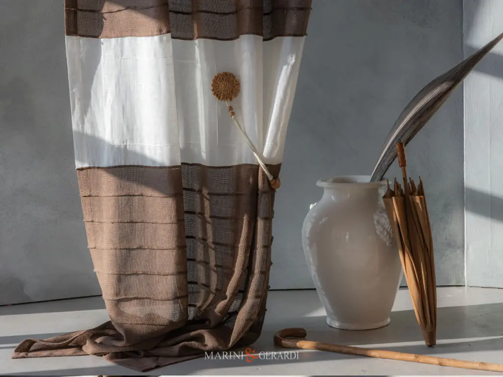 Tende Lino Moderno Con Balza Plissettata Colre Cioccolato