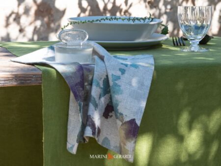 tovaglioli a fiori con runner tavolo in lino trastevere