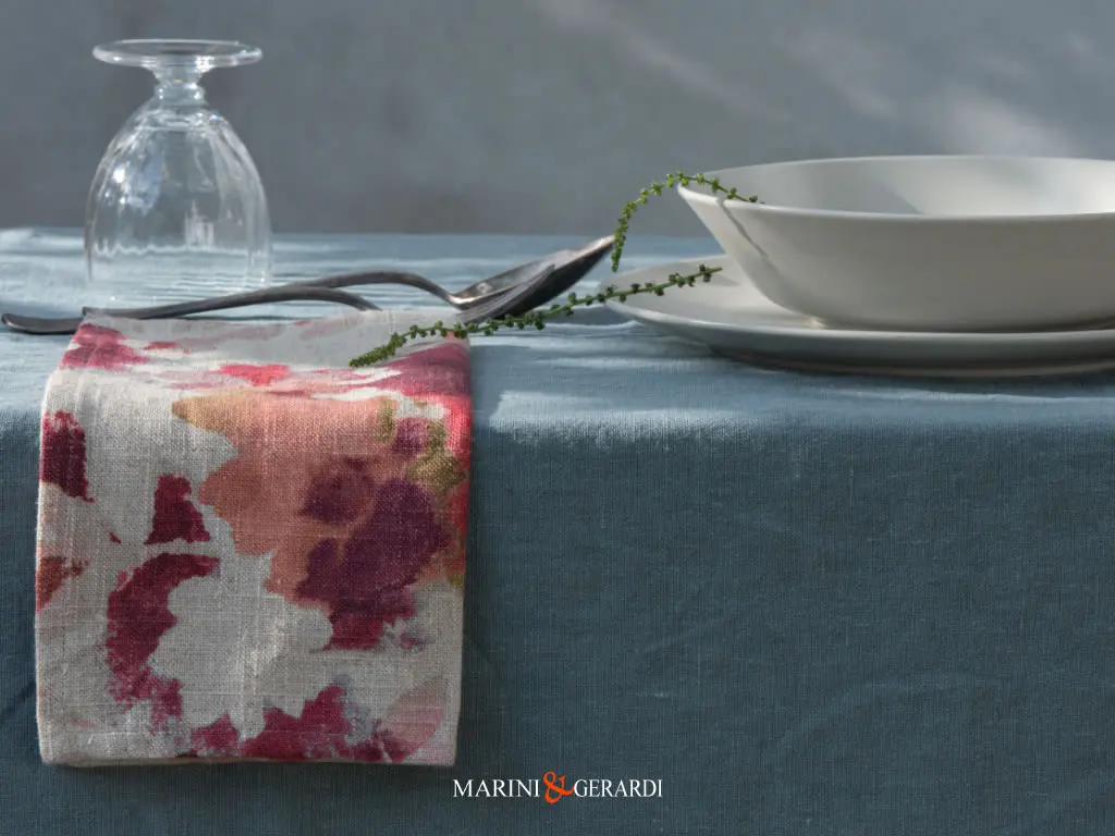 tovaglioli design fiori acqurello fucsia in misto lino trastevere