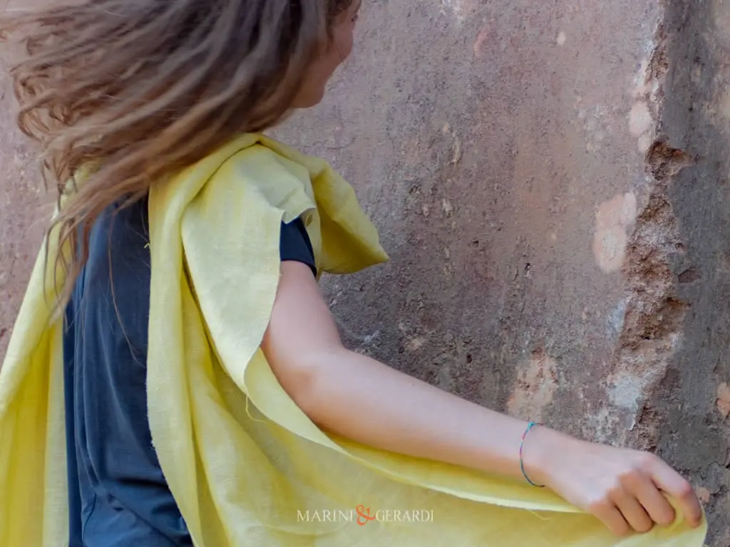 foulard donna in giallo sciarpe uomo in lino