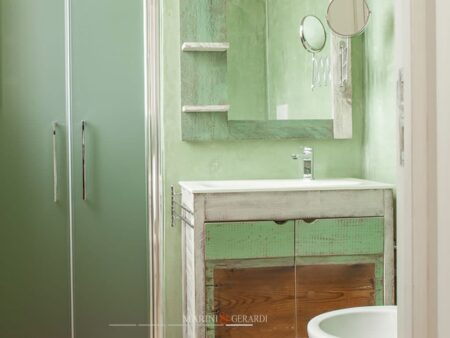 specchiera cassettiera bagno shabby chic in verde - Soluzioni Arredo Bagno Shabby Chic Cassettiera