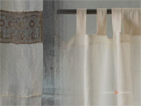 tende a vetro di lino ricamate passamaneria con asole - Marini & Gerardi