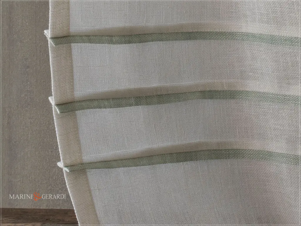 tende a vetro lino canapone plissettature e inserti colore - Marini & Gerardi