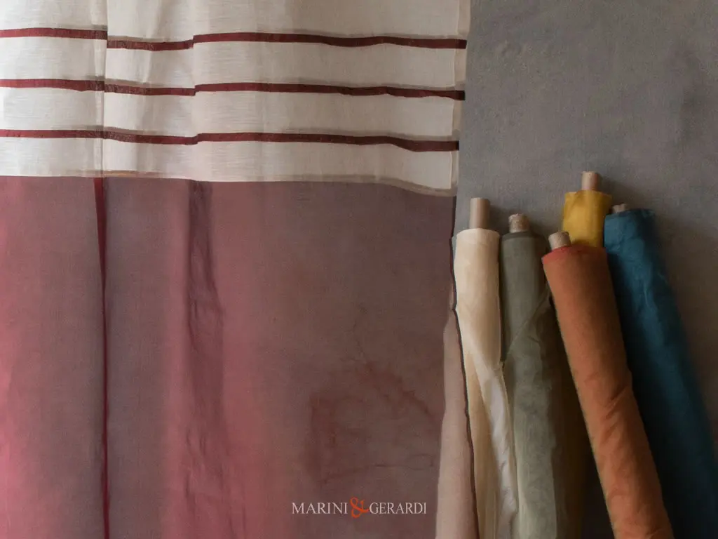 modelli Tende Salone Moderno in lino e seta bordeaux