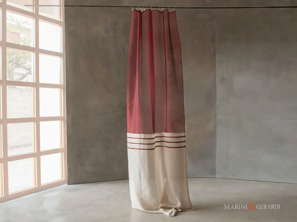 tende moderne camera da letto lino e seta bordeaux