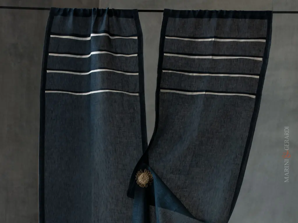 tendine blu a vetro per finestre in lino tunel passante - Marini & Gerardi