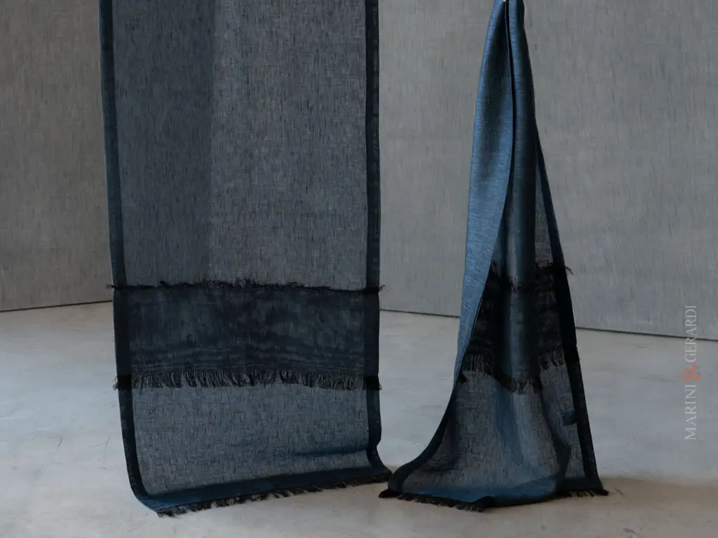 tendine plisse blu a vetro per finestre in lino - Marini & Gerardi