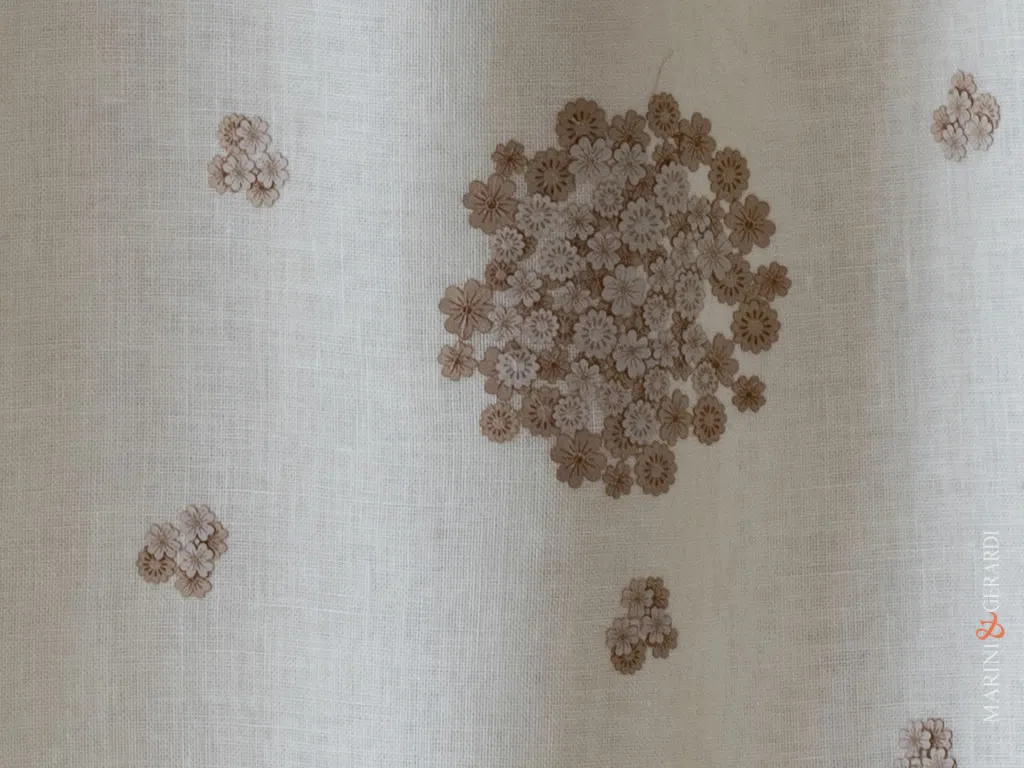 doppio telo in lino panna ricamata con roselline
