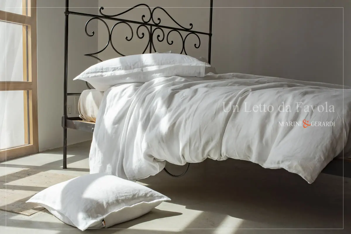 letto in ferro battuto da favola con baldacchino Lenzuola in Lino