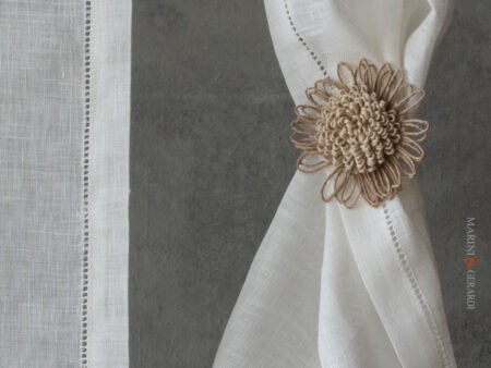 tende a vetro di lino bianche collezione ajour orlo a giorno - Marini e Gerardi