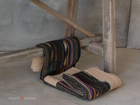 tavolo arredo vintage tipo consolle retro divano