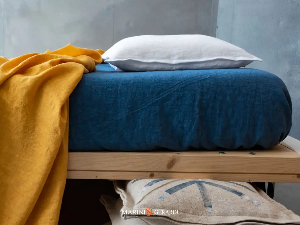 RISVEGLI lenzuola sotto con angoli matrimoniali in lino stropicciato