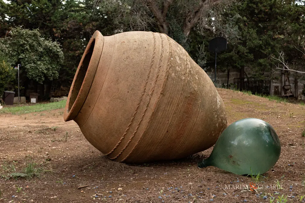Giare grandi terracotta da giardino antiche per olio grano
