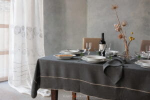 tovaglia elegante moderna in lino grigio antracite