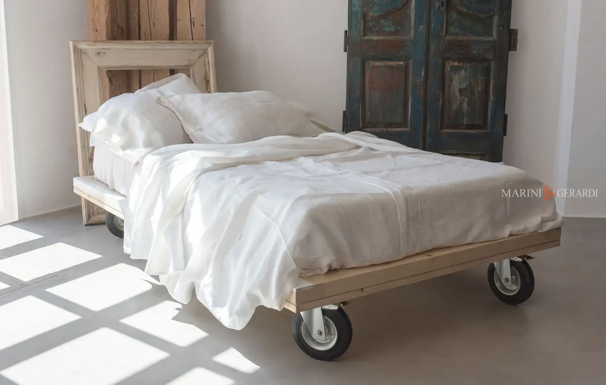 Letto con ruote una piazza e mezza industrial chic