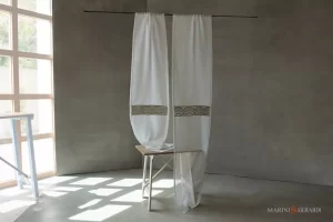 Tendine moderne in lino bianco su misura