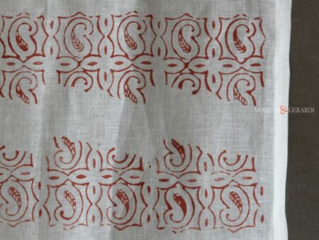 Tendine a vetro confezionate in lino bianco design rosso - Marini e Gerardi