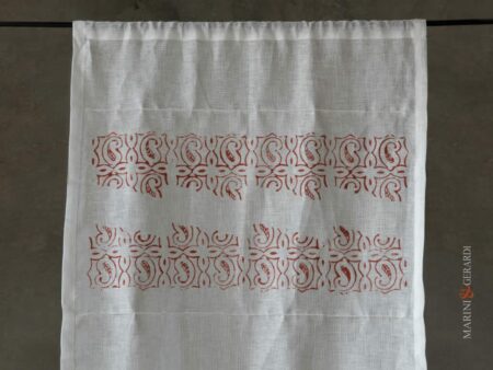 Tendine a vetro confezionate lino bianco design rosso cashmere - Marini e Gerardi