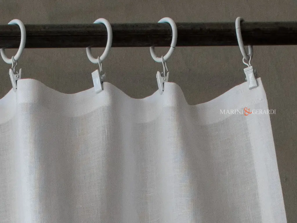 Tendine per finestre con anelli metallici - Marini & Gerardi
