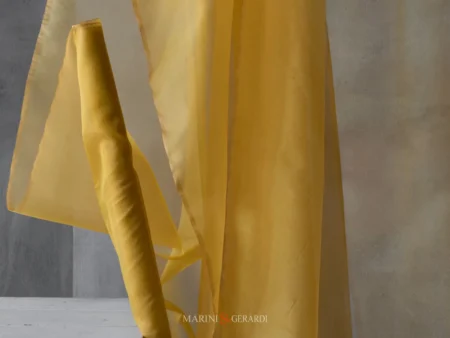 Organza di seta gialla per tende