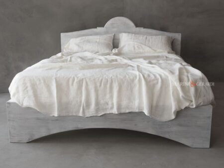 Letto in legno bianco shabby decapato vintage