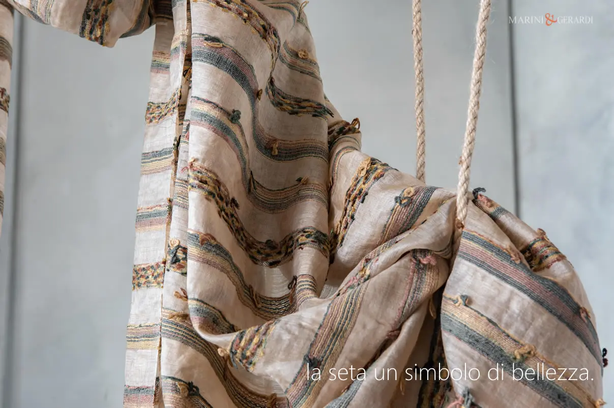 La seta un simbolo di bellezza.